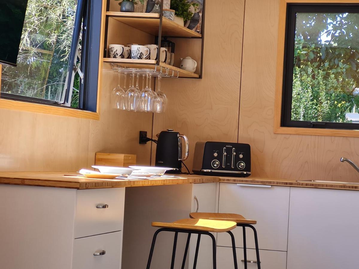 Kaiteriteri Tiny Home Екстериор снимка
